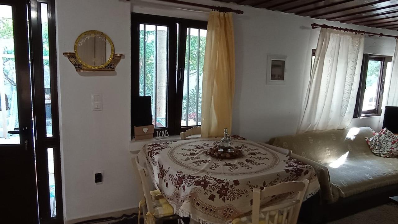 Villatzer - Traditional House With Fireplace And Garden Tzermiádon 외부 사진