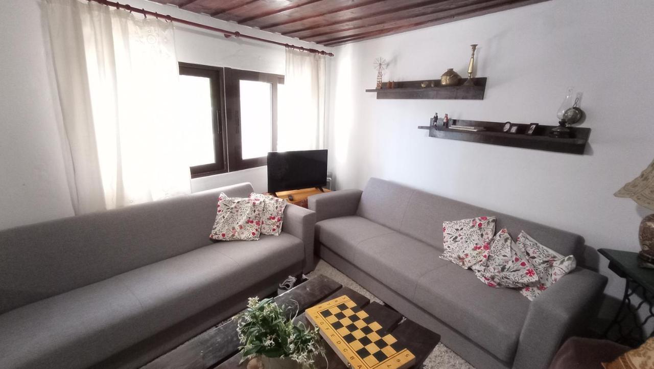Villatzer - Traditional House With Fireplace And Garden Tzermiádon 외부 사진